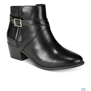 KAREN SCOTT BOOTS 9M